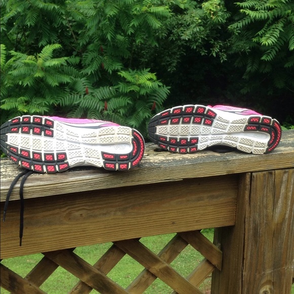 FLIA Activewear Fight Breast Cancer - Picture 4 of 5